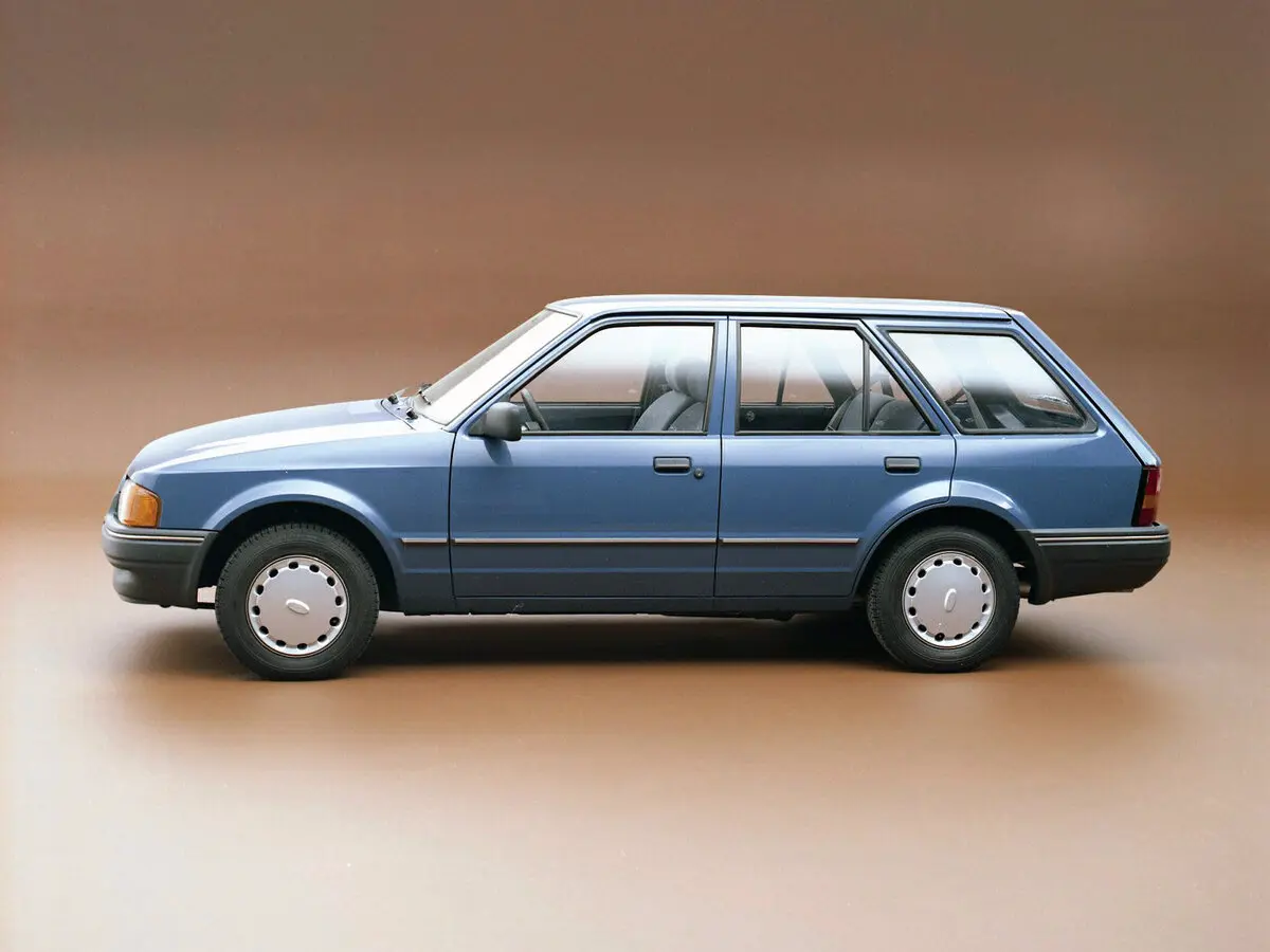 Ford Escort IV Универсал 5 дв. — сүрөт 2