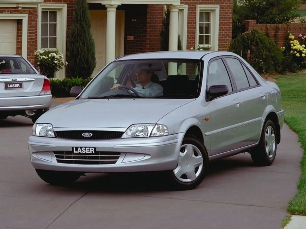 Ford Laser IV Седан — 照片 2