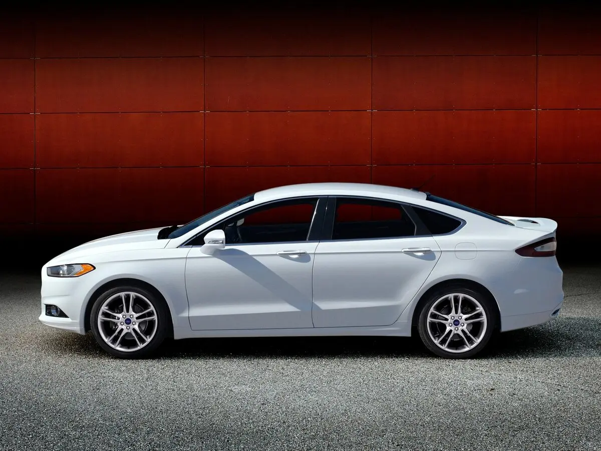 Ford Fusion (North America) II Седан — сүрөт 2