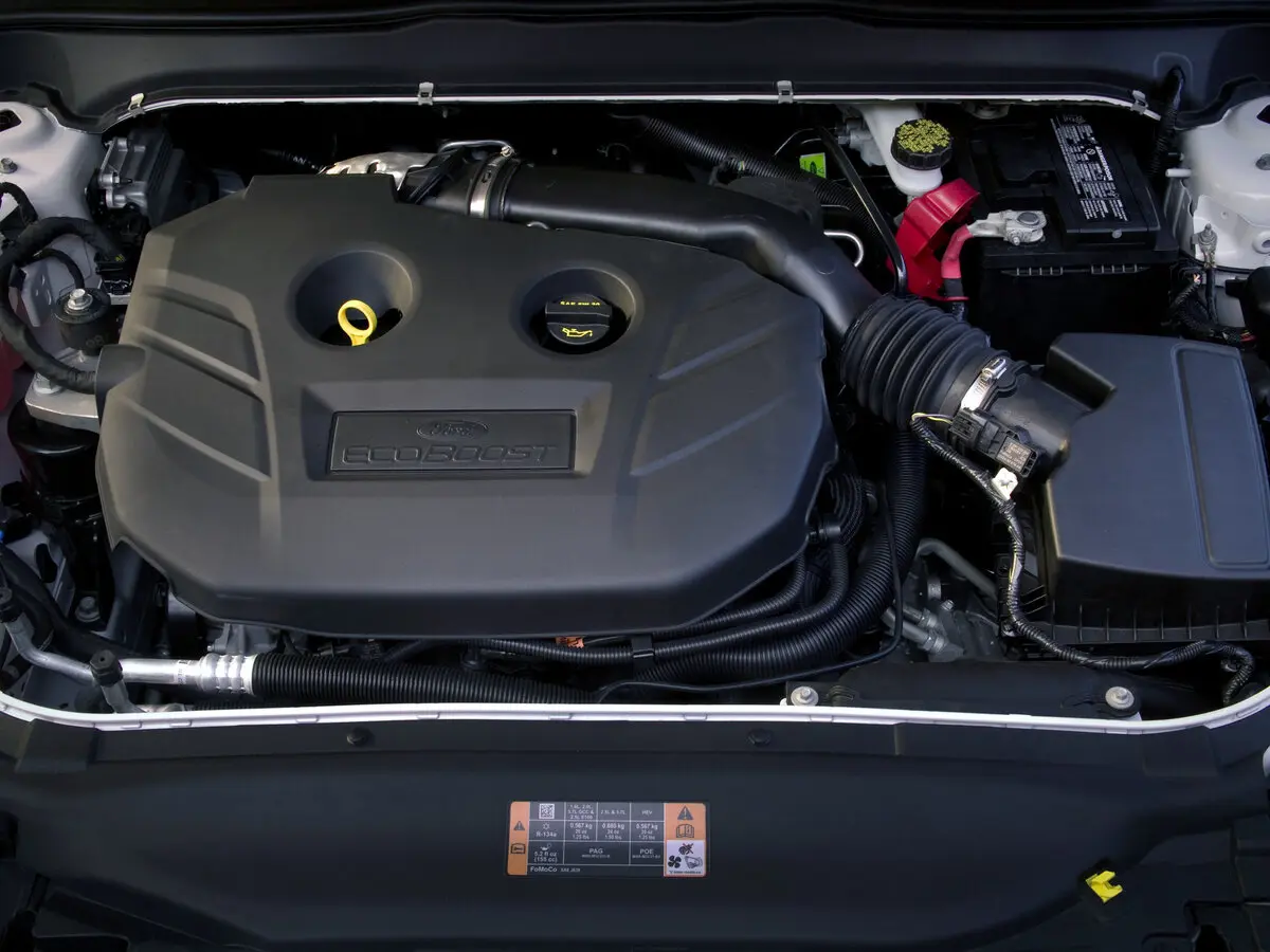 Ford Fusion (North America) II Седан — сүрөт 16