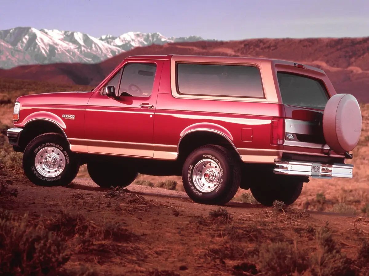 Ford Bronco V Внедорожник 3 дв. — сүрөт 4