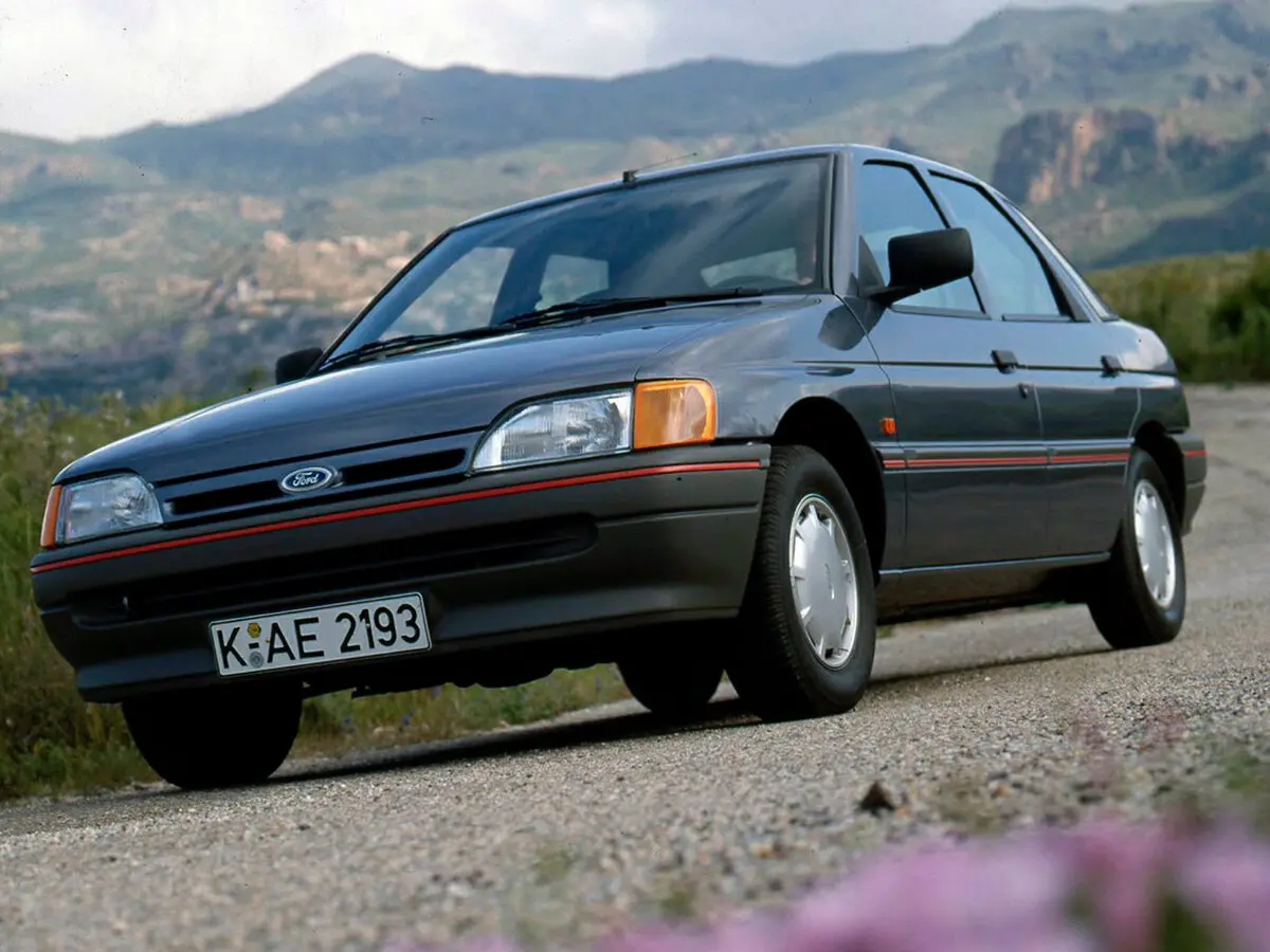 Ford Escort V Хэтчбек 5 дв. — сүрөт 3