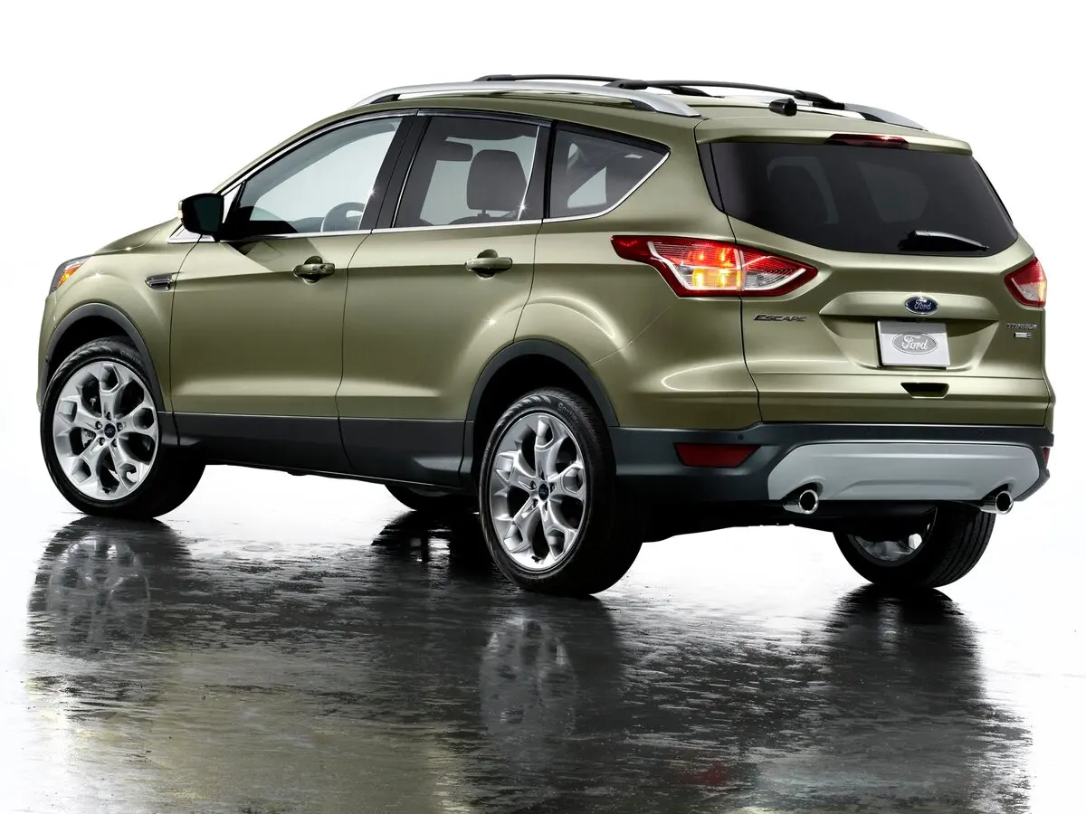 Ford Escape III Внедорожник 5 дв. — photo 5