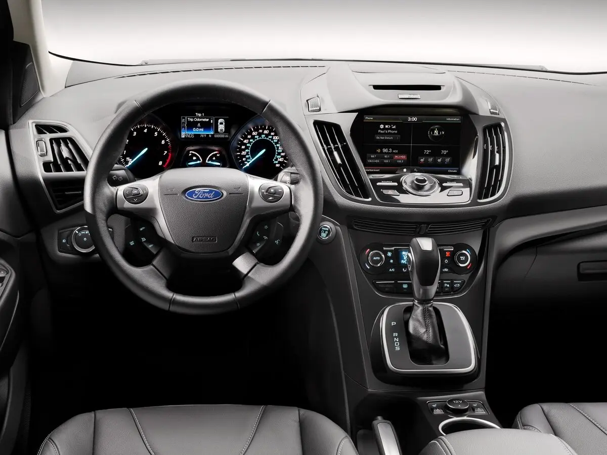 Ford Escape III Внедорожник 5 дв. — photo 6
