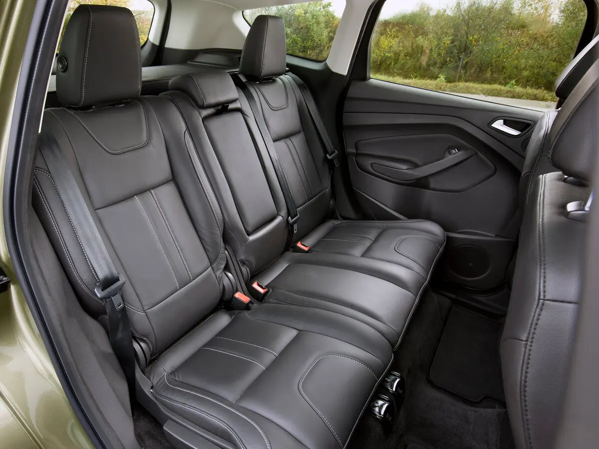 Ford Escape III Внедорожник 5 дв. — photo 10