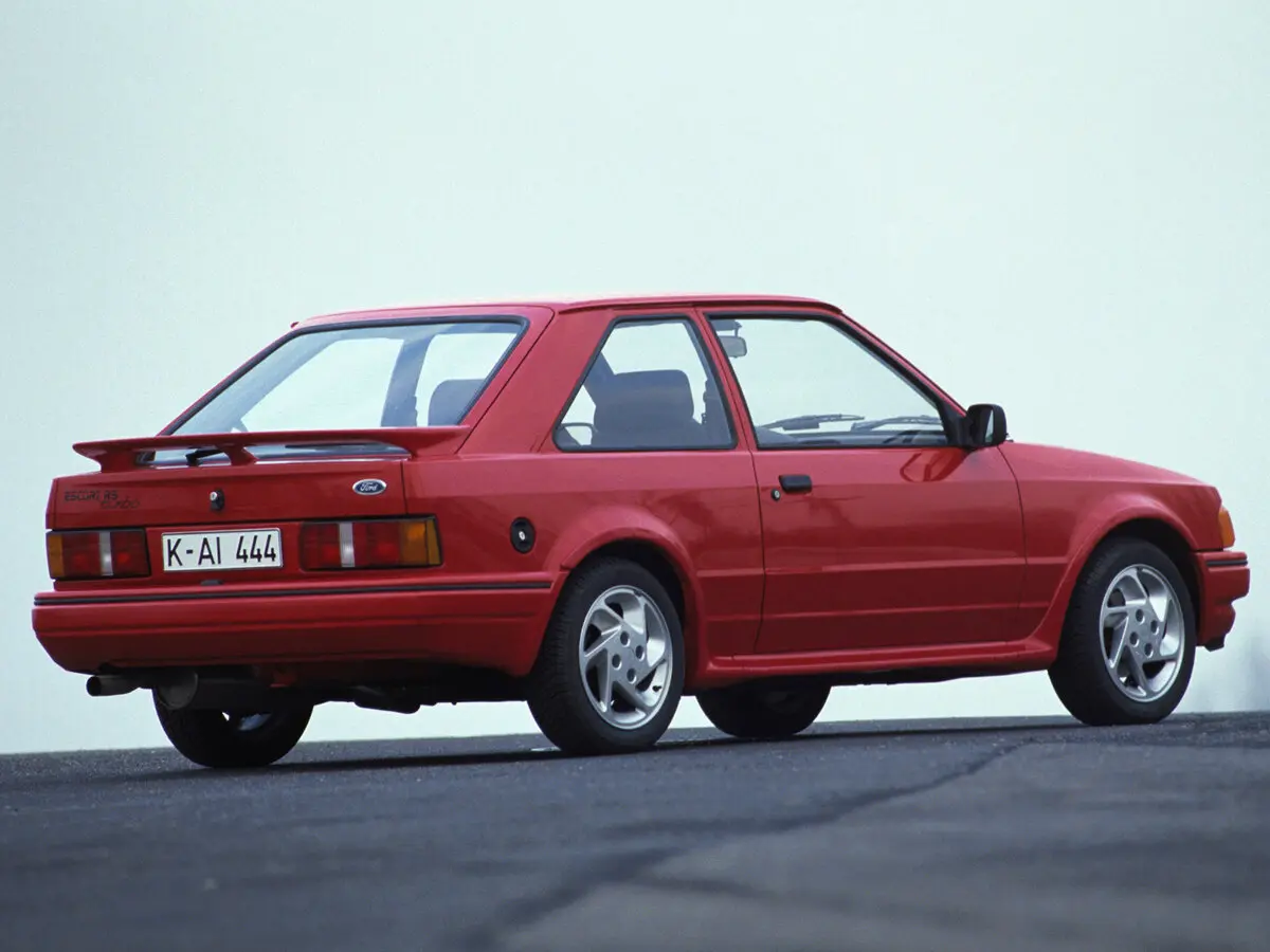 Ford Escort IV Хэтчбек 3 дв. — photo 5