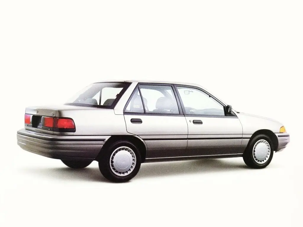 Ford Escort (North America) II Седан — сүрөт 2