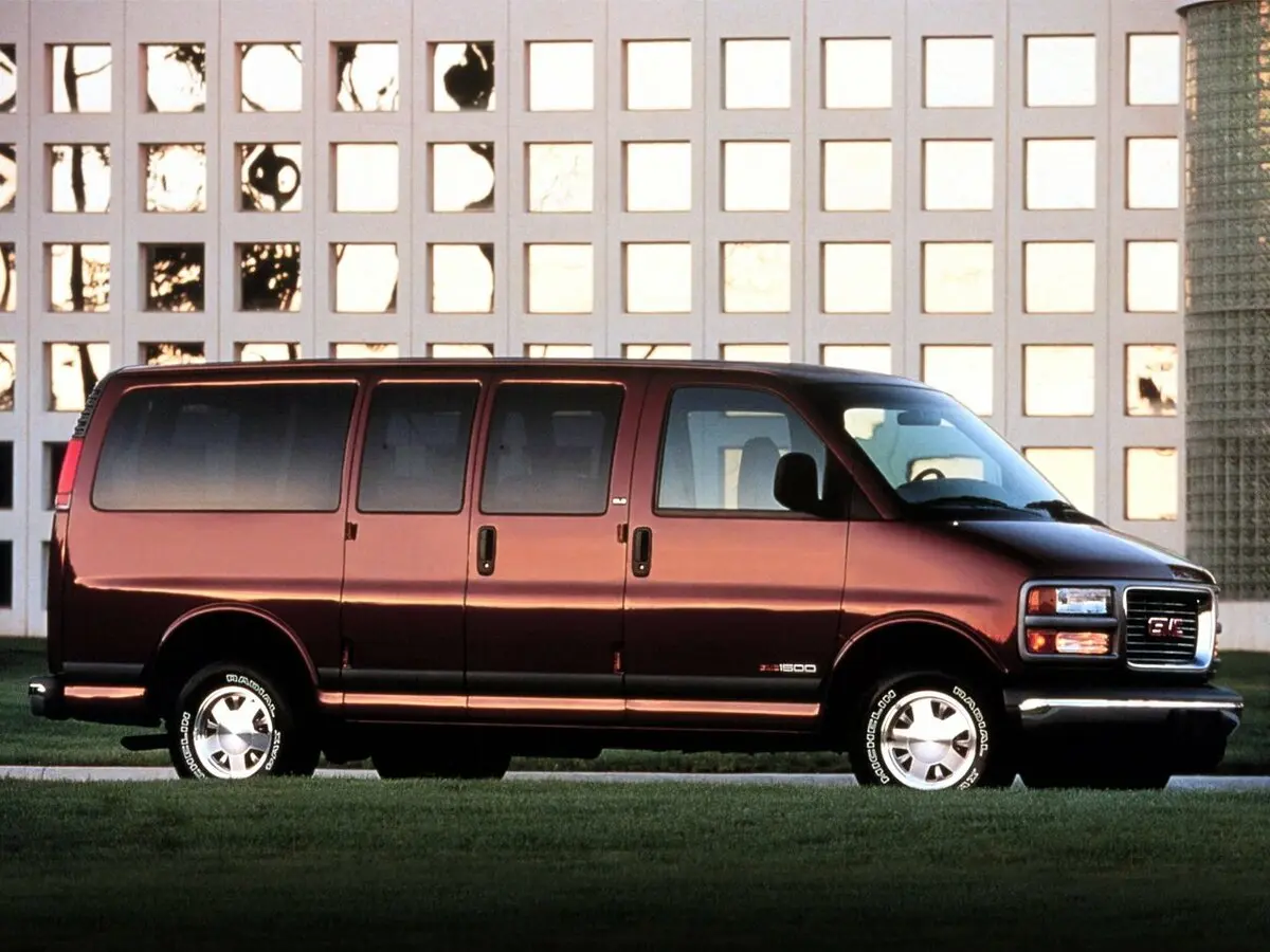 GMC Savana I Минивэн — сүрөт 2