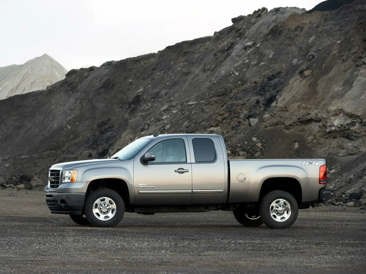 GMC Sierra II (GMT900) Пикап Полуторная кабина — photo 2