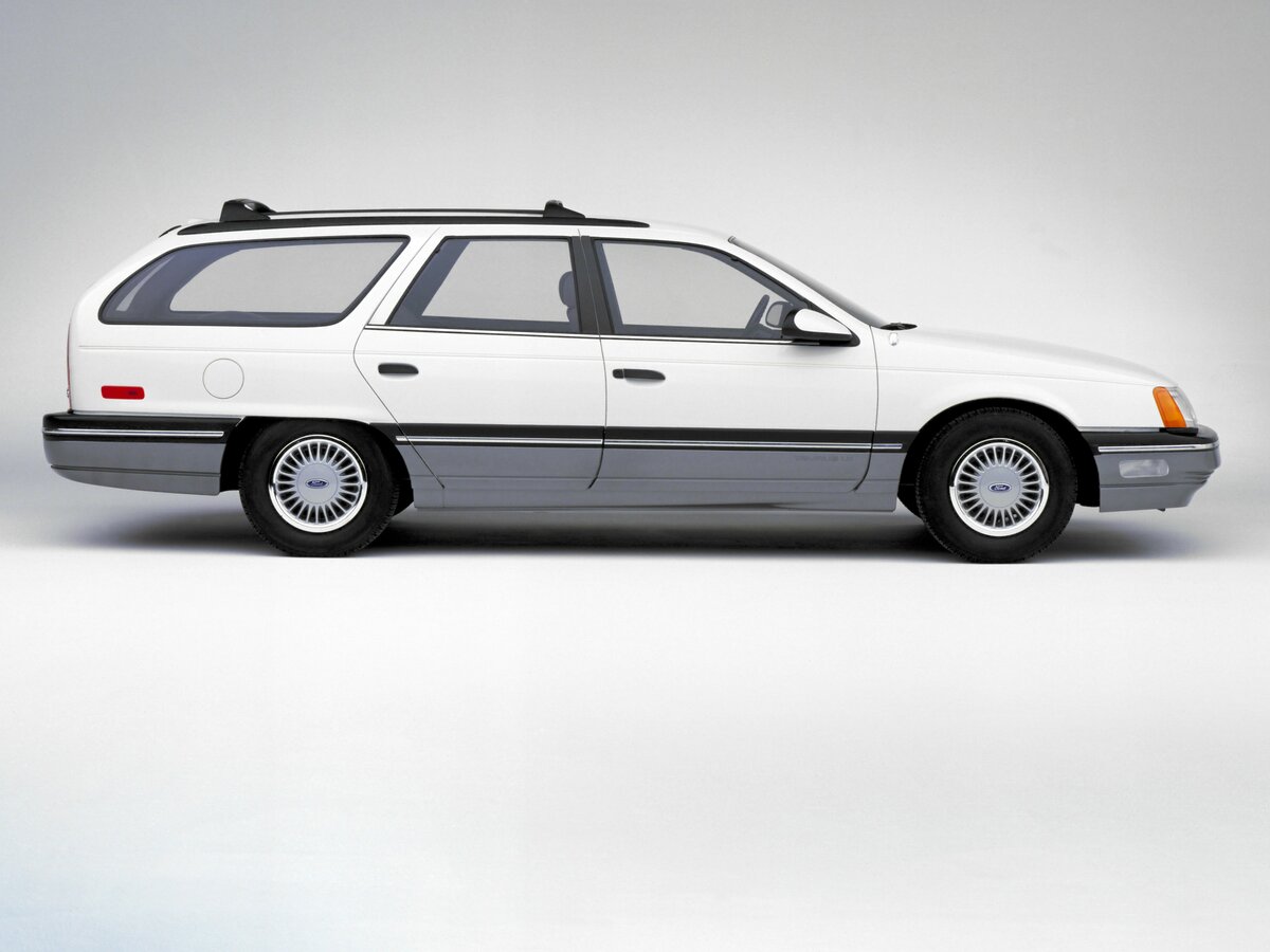 Ford Taurus I Универсал 5 дв. — фото 3