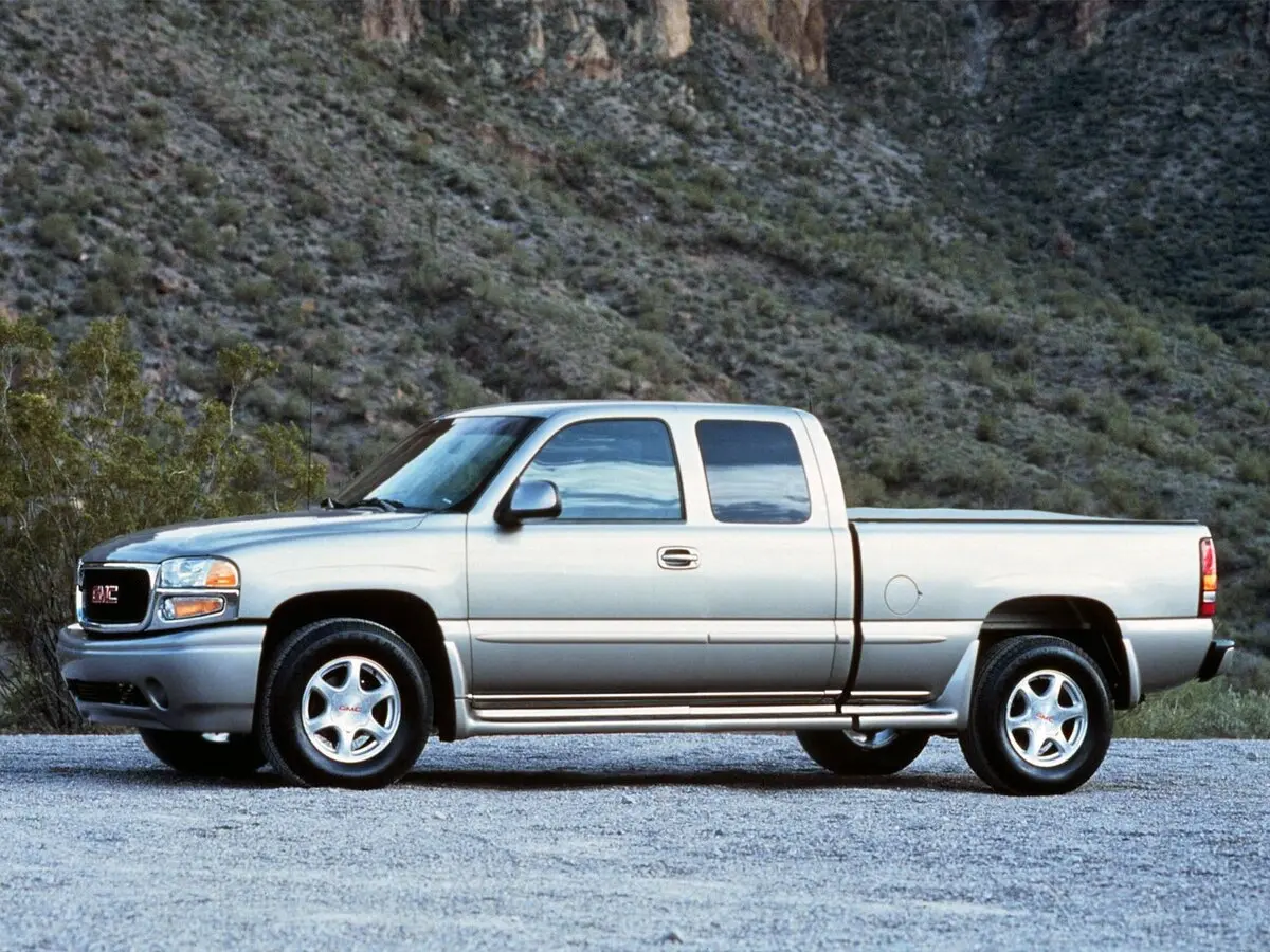 GMC Sierra I (GMT800) Пикап Полуторная кабина — сүрөт 2