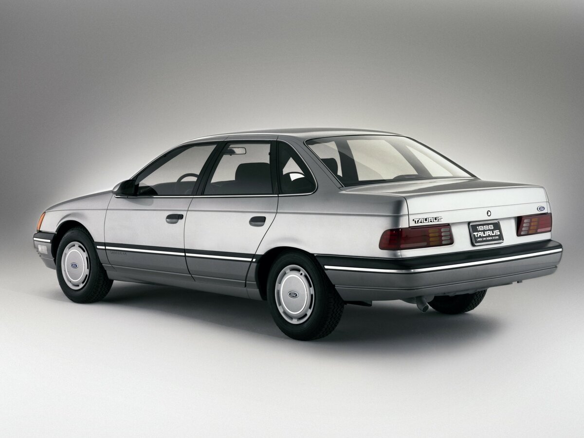 Ford Taurus I Седан