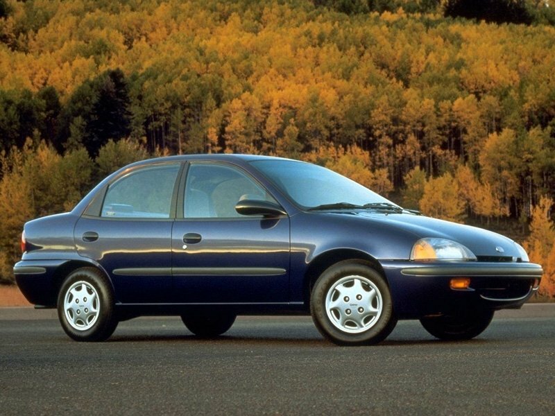 Geo Metro 1989 – 1997 Седан