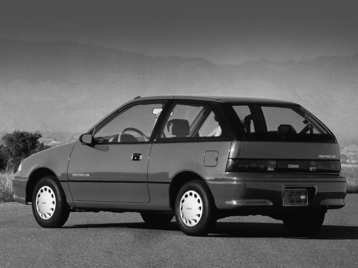 Geo Metro 1989 – 1997 Хэтчбек 3 дв. — фото 3