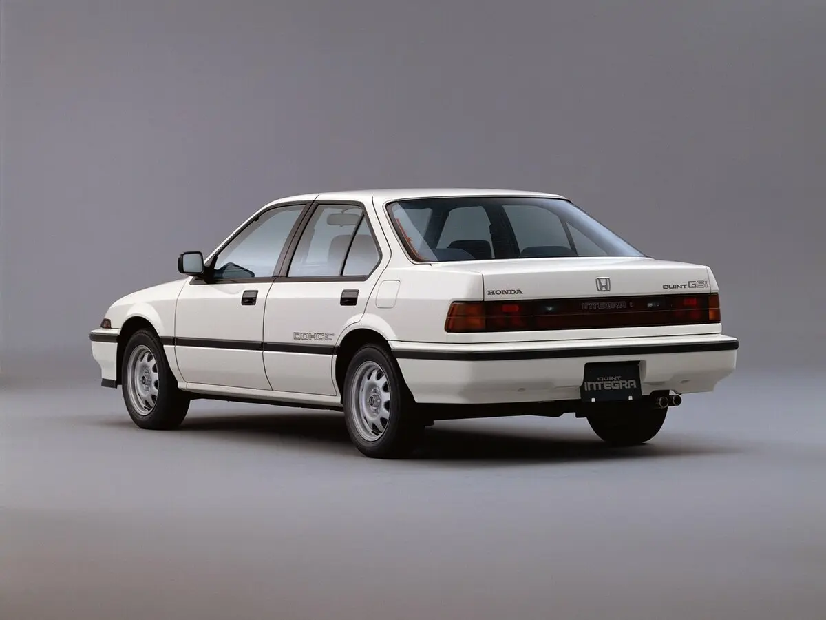 Honda Integra I Седан — сүрөт 2