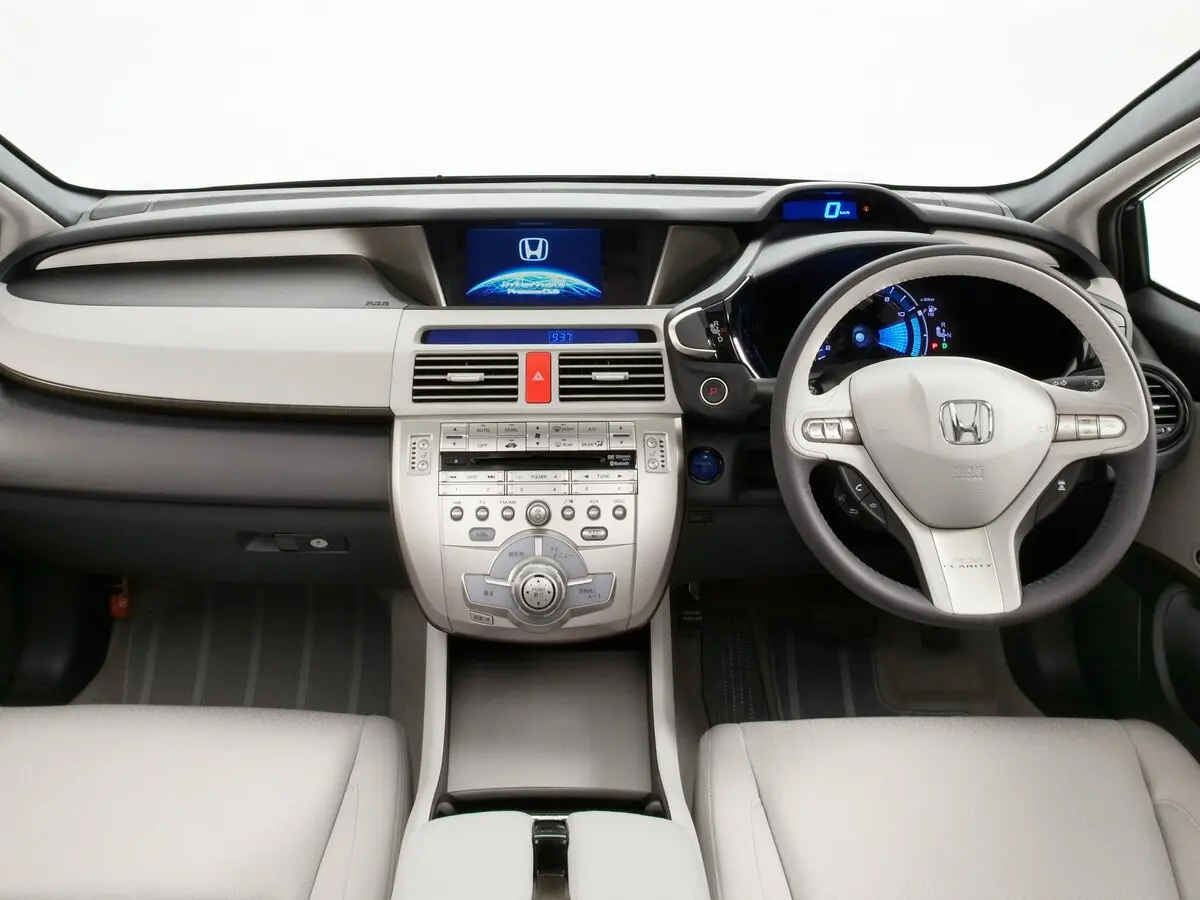 Honda Clarity I Седан — сүрөт 5