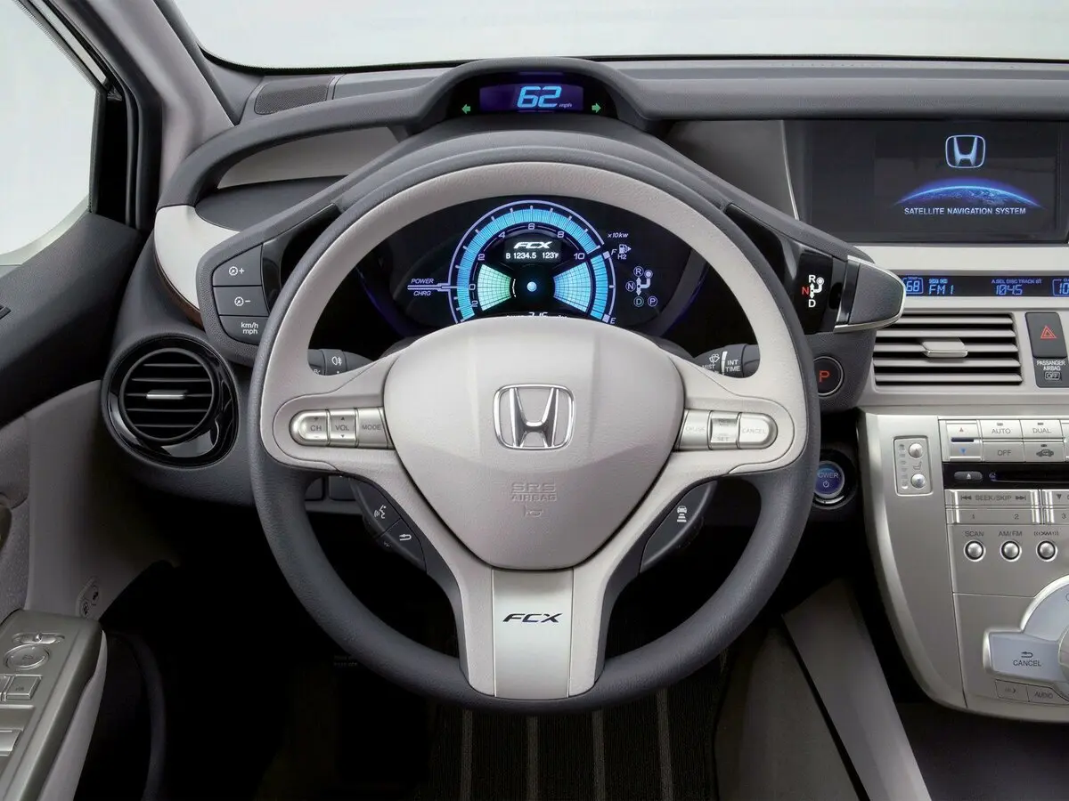 Honda Clarity I Седан — сүрөт 7