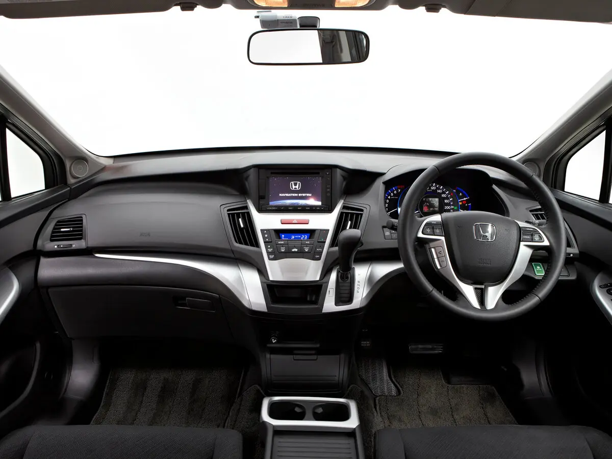 Honda Odyssey IV Компактвэн — фото 6