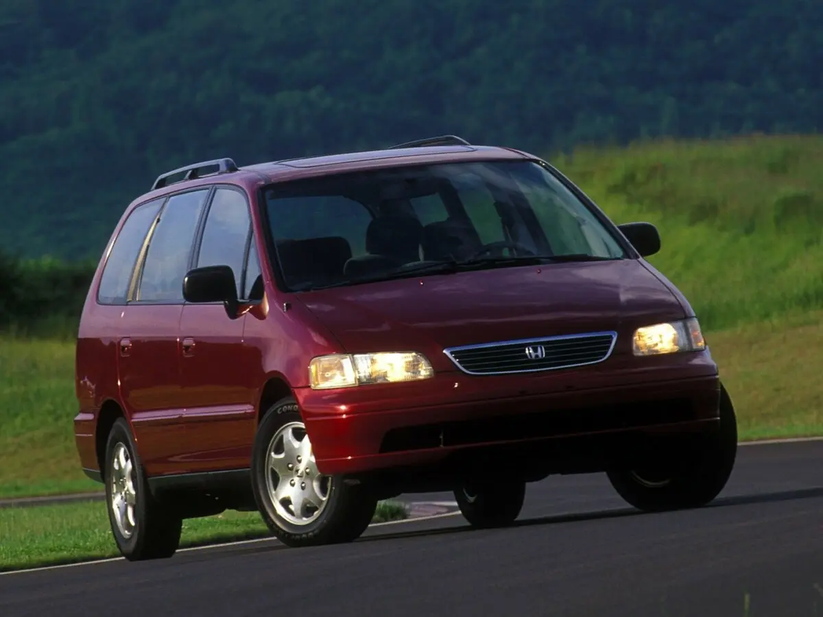 Honda Odyssey (North America) I Минивэн — сүрөт 3
