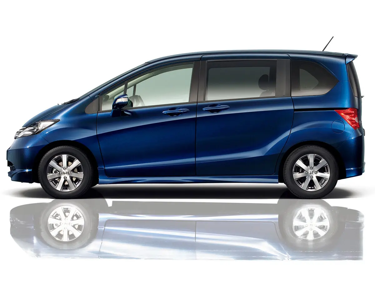 Honda Freed I Компактвэн — сүрөт 3