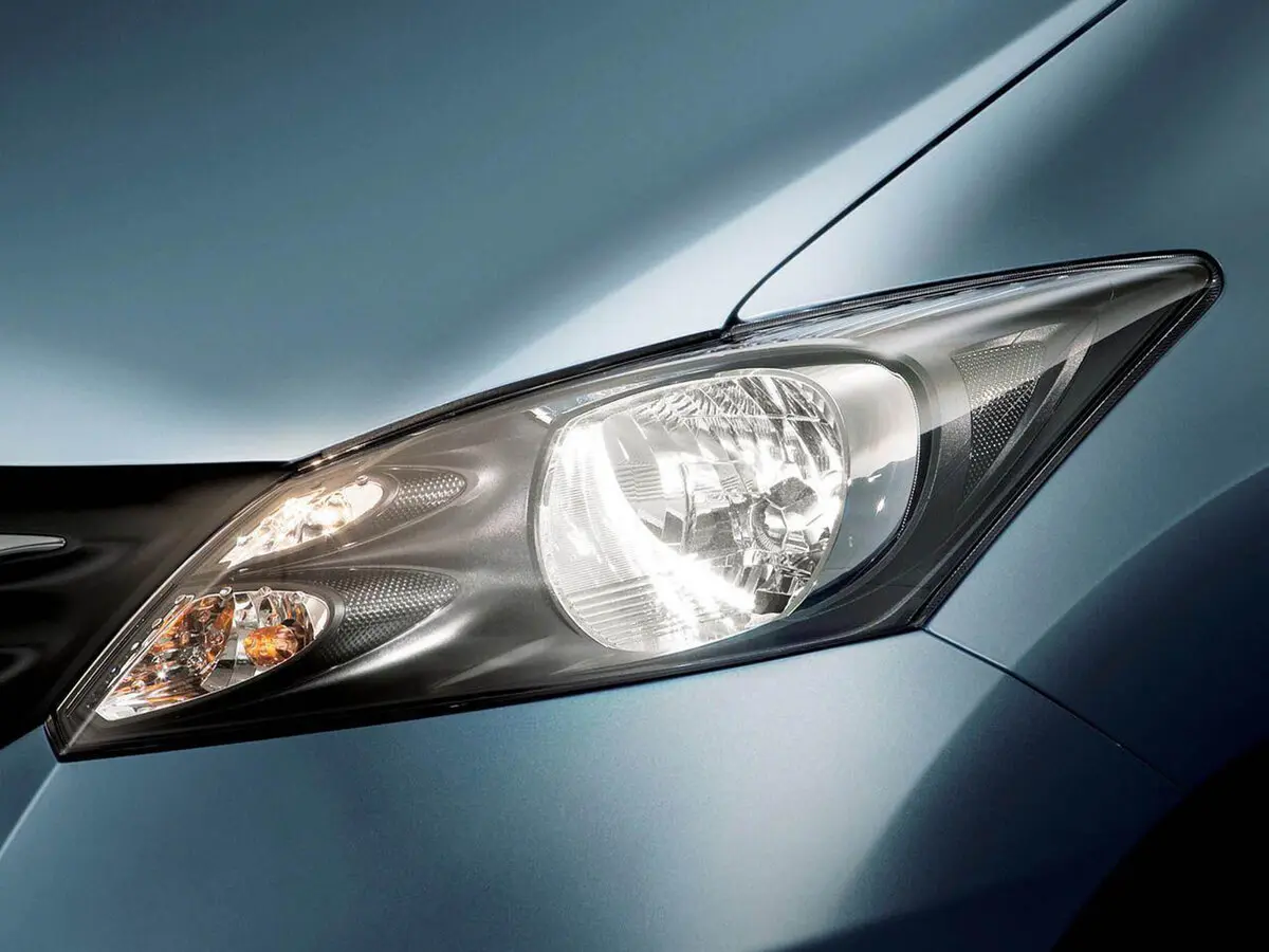 Honda Freed I Компактвэн — сүрөт 12