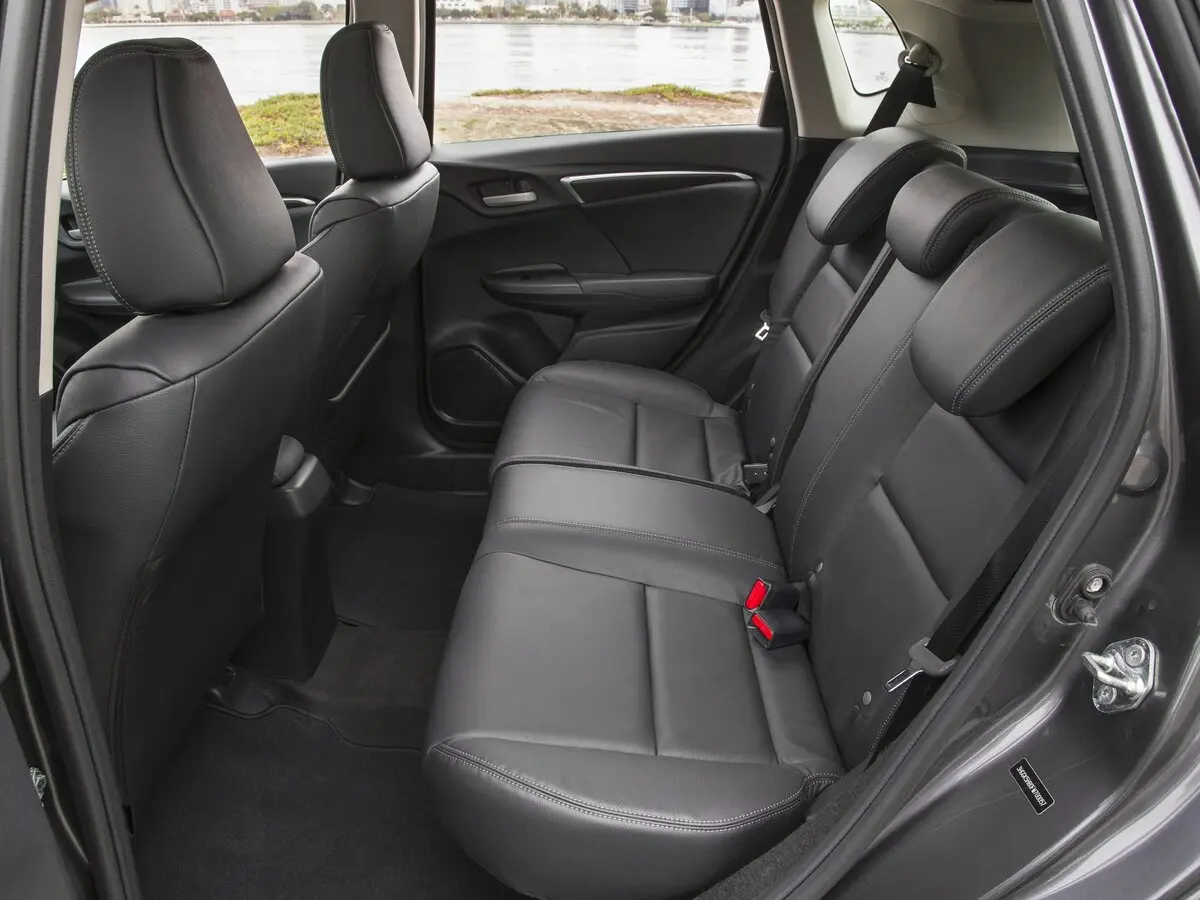 Honda Fit III Хэтчбек 5 дв. — фото 10