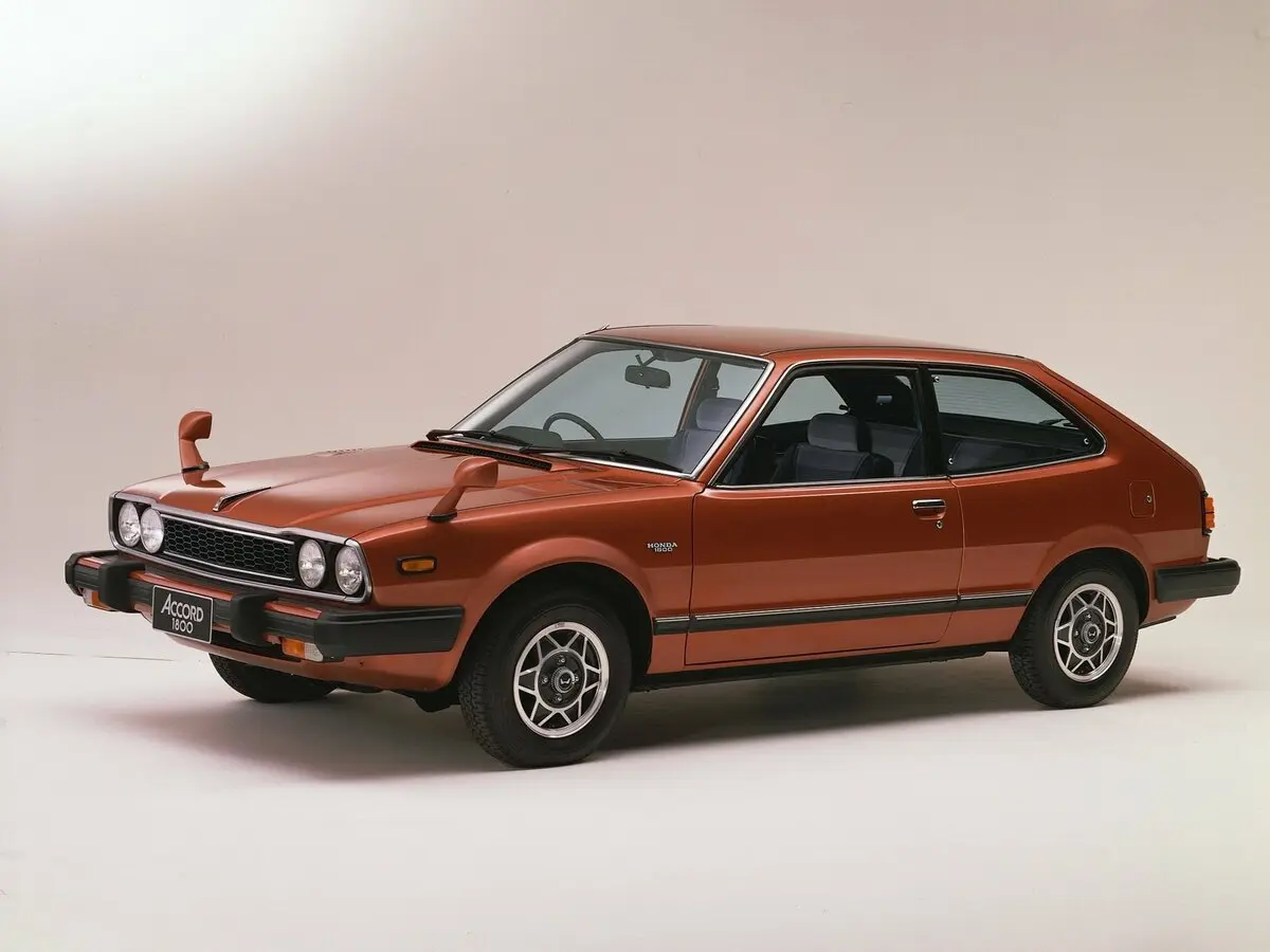 Honda Accord I Хэтчбек 3 дв.