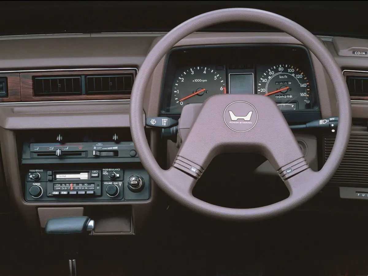 Honda Quint I Хэтчбек 5 дв. — photo 3