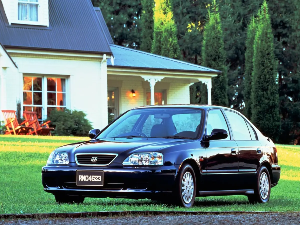Honda Integra SJ 1996 – 2001 Седан — сүрөт 2