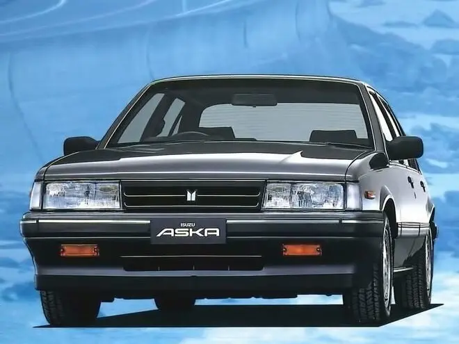 Isuzu Aska I Седан — сүрөт 3