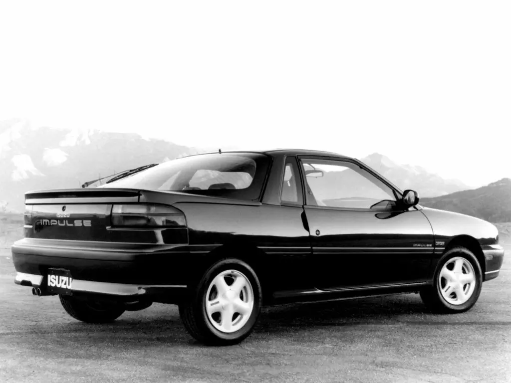 Isuzu Impulse II Хэтчбек 3 дв. — сүрөт 3