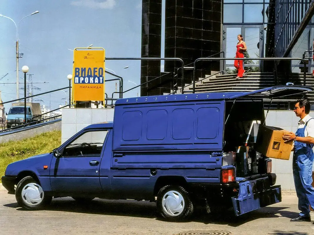 Иж 2717 1997 – 2005 Фургон — photo 2