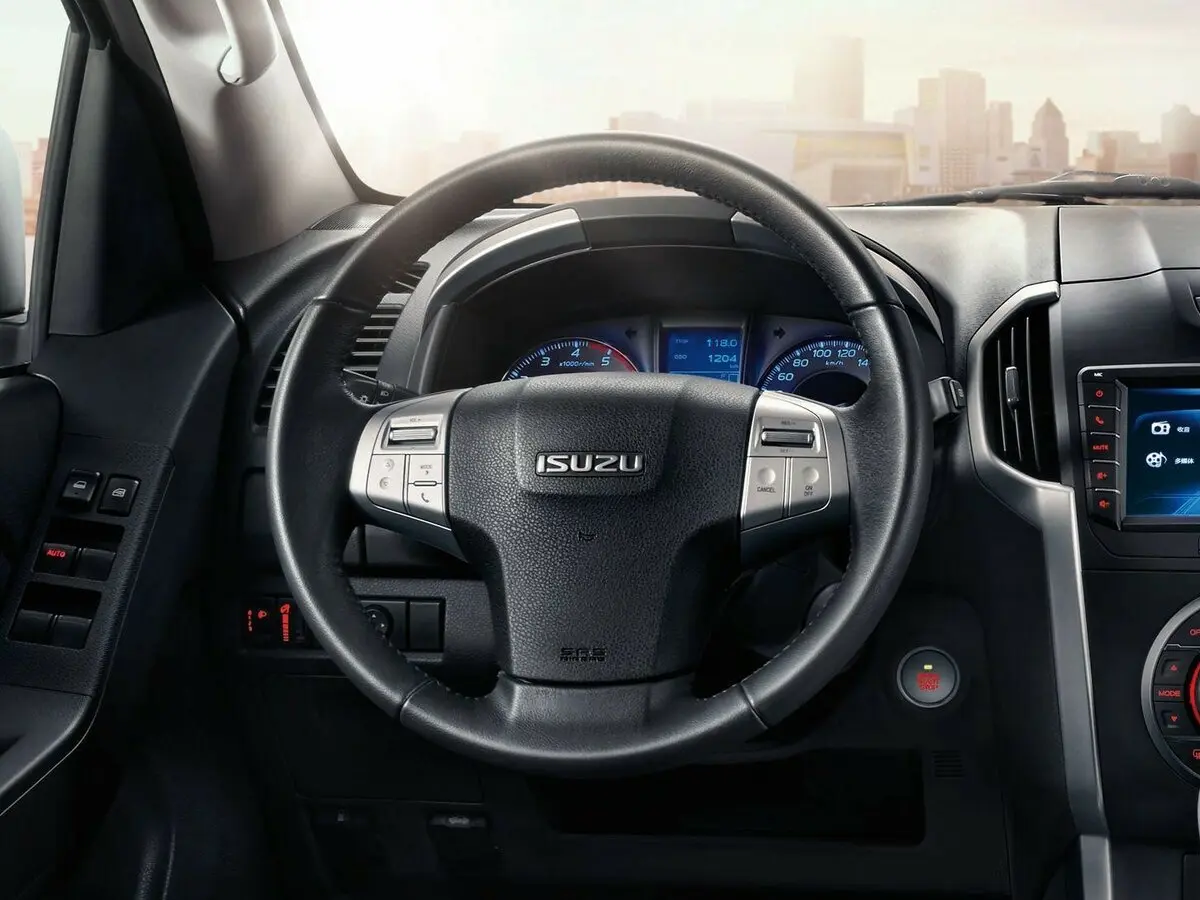Isuzu MU-X I Внедорожник 5 дв. — сүрөт 8