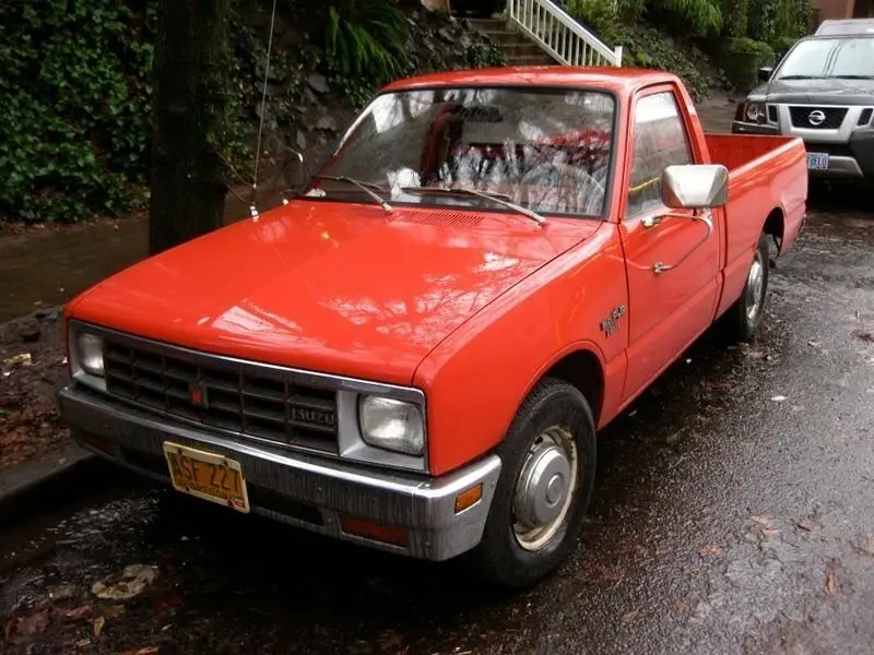 Isuzu KB II Пикап Одинарная кабина