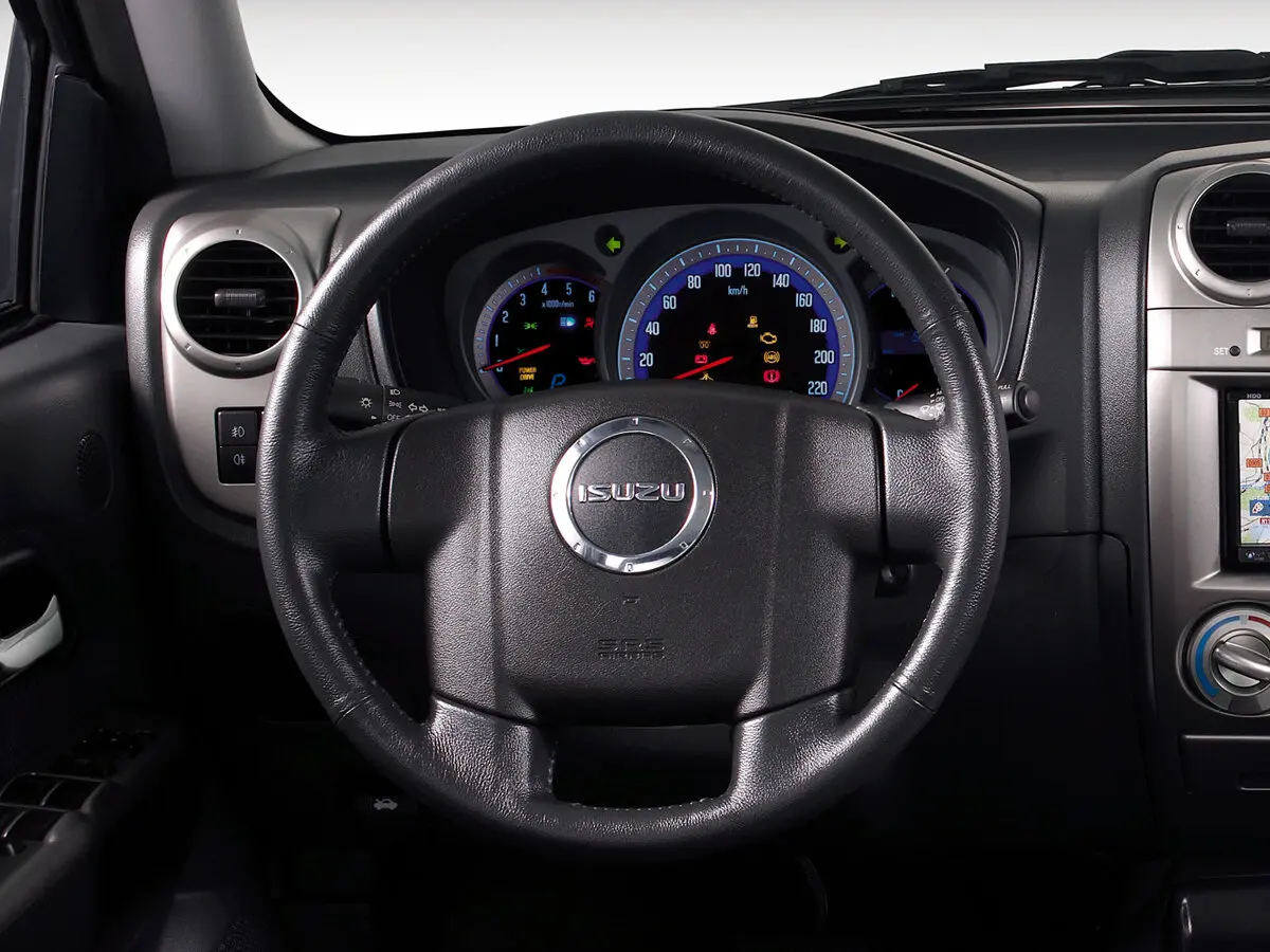 Isuzu D-Max I Рестайлинг Пикап Двойная кабина — сүрөт 6