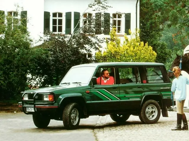 Isuzu Trooper I Внедорожник 5 дв. — сүрөт 2