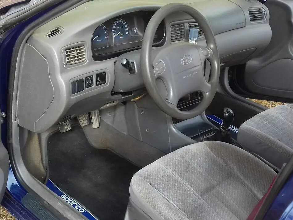 Kia Clarus I Седан — сүрөт 8