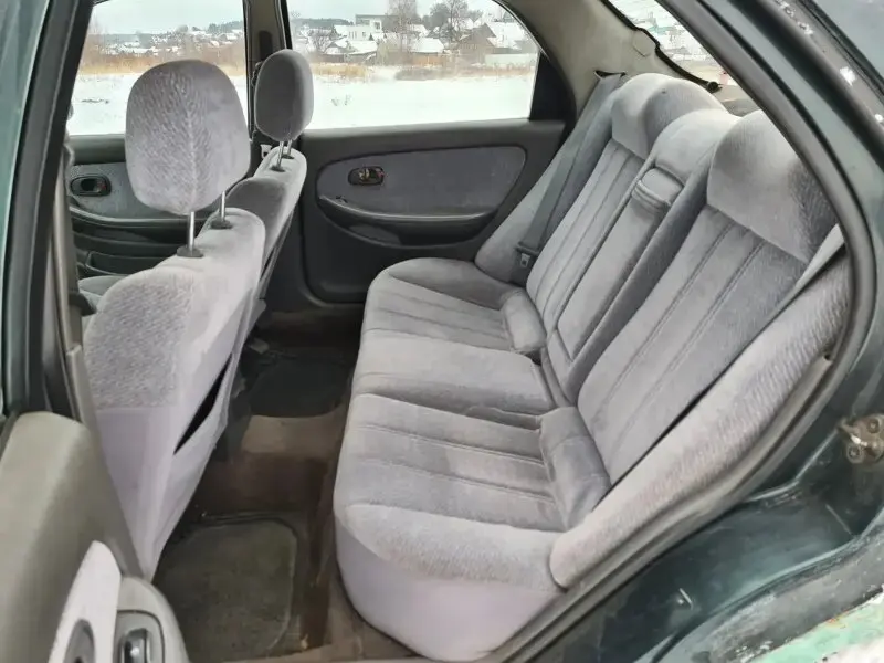 Kia Clarus I Седан — сүрөт 9