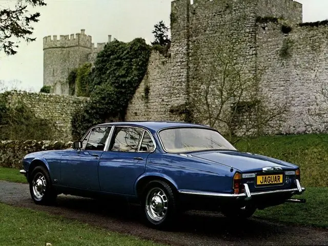 Jaguar XJ I (Series 2) Седан — сүрөт 4