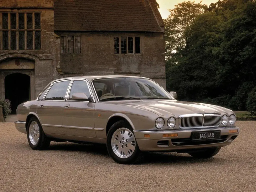 Jaguar XJ II (X300) Седан — сүрөт 2