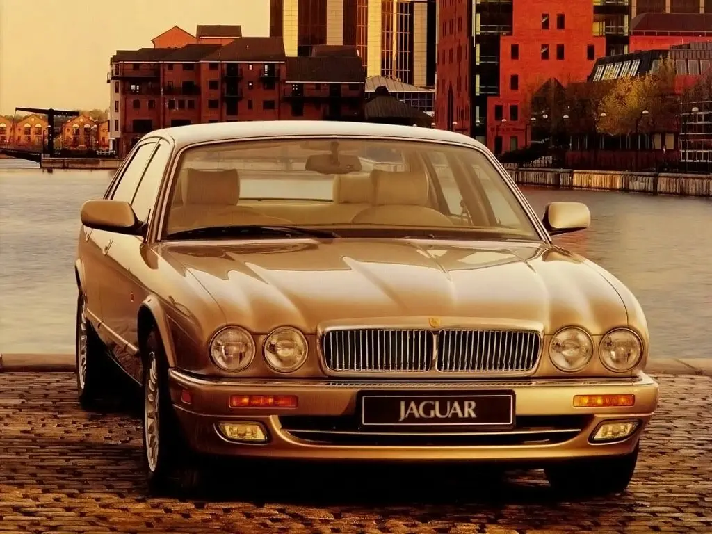 Jaguar XJ II (X300) Седан — сүрөт 4