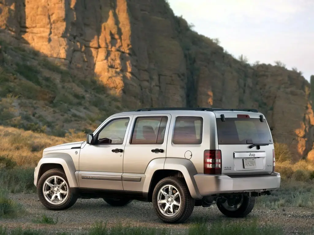 Jeep Liberty (North America) II Внедорожник 5 дв. — сүрөт 5