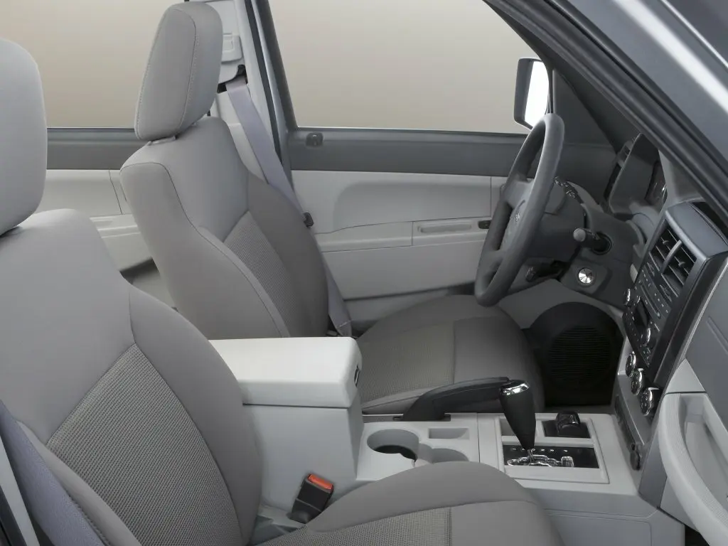 Jeep Liberty (North America) II Внедорожник 5 дв. — сүрөт 7
