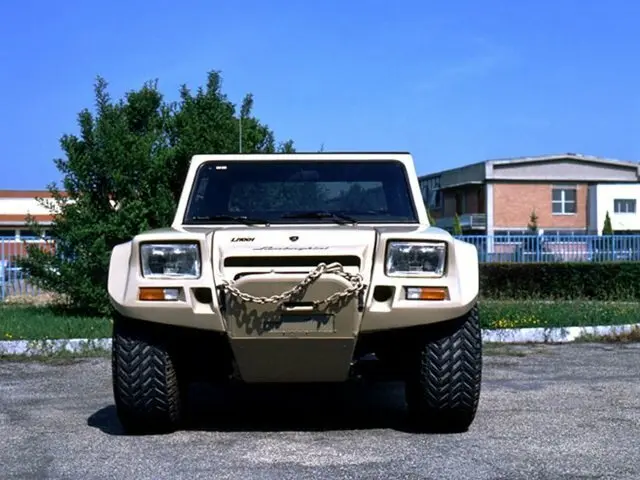 Lamborghini LM001 1981 – 1981 Пикап Двойная кабина — сүрөт 3
