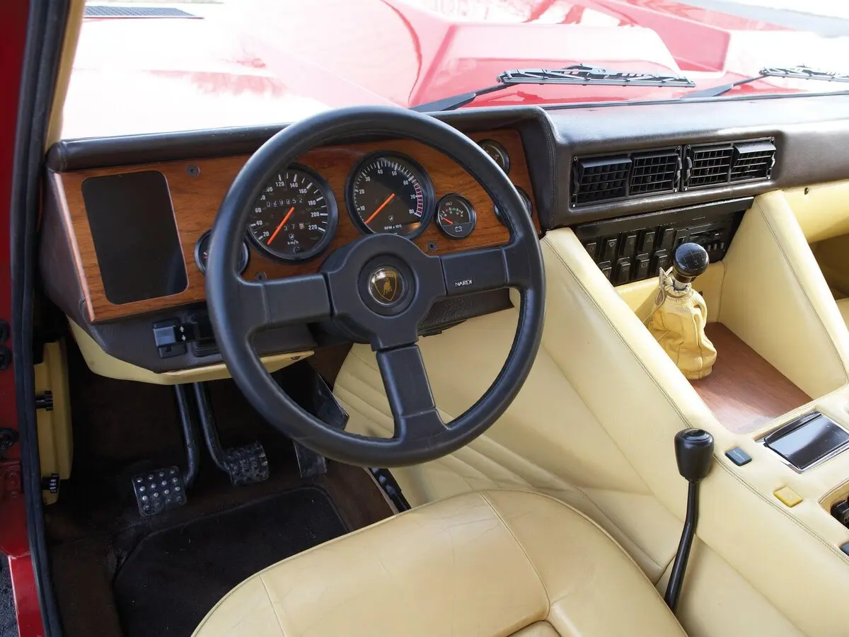 Lamborghini LM002 1986 – 1993 Пикап Двойная кабина — сүрөт 7