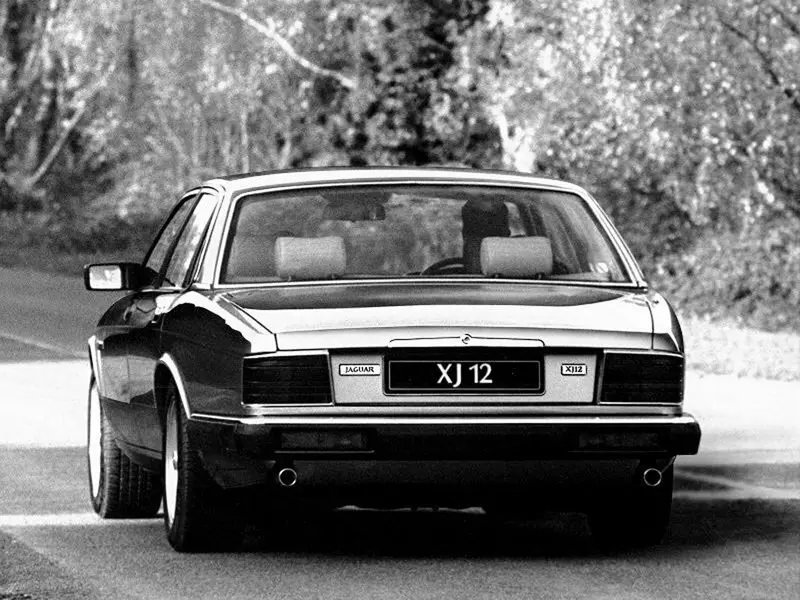 Jaguar XJ II (XJ40) Седан — сүрөт 5