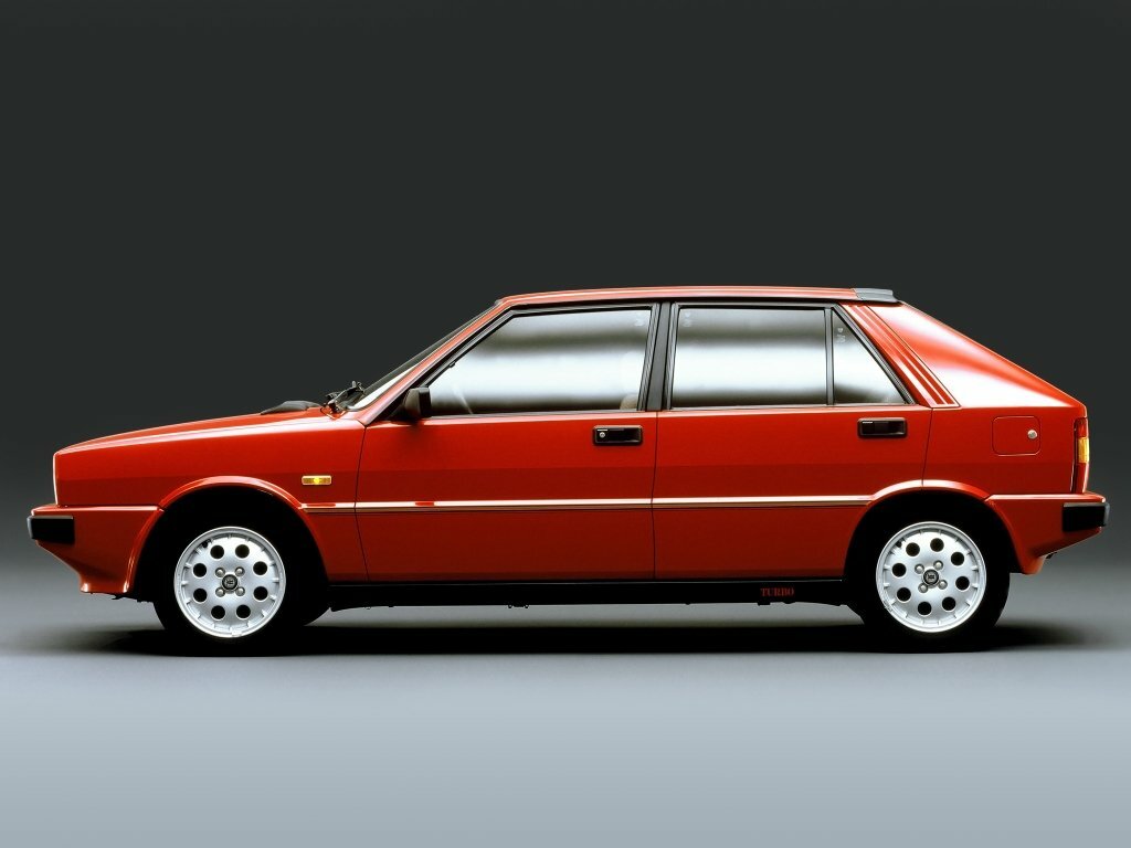 Lancia Delta I (831) Хэтчбек 5 дв. — фото 2