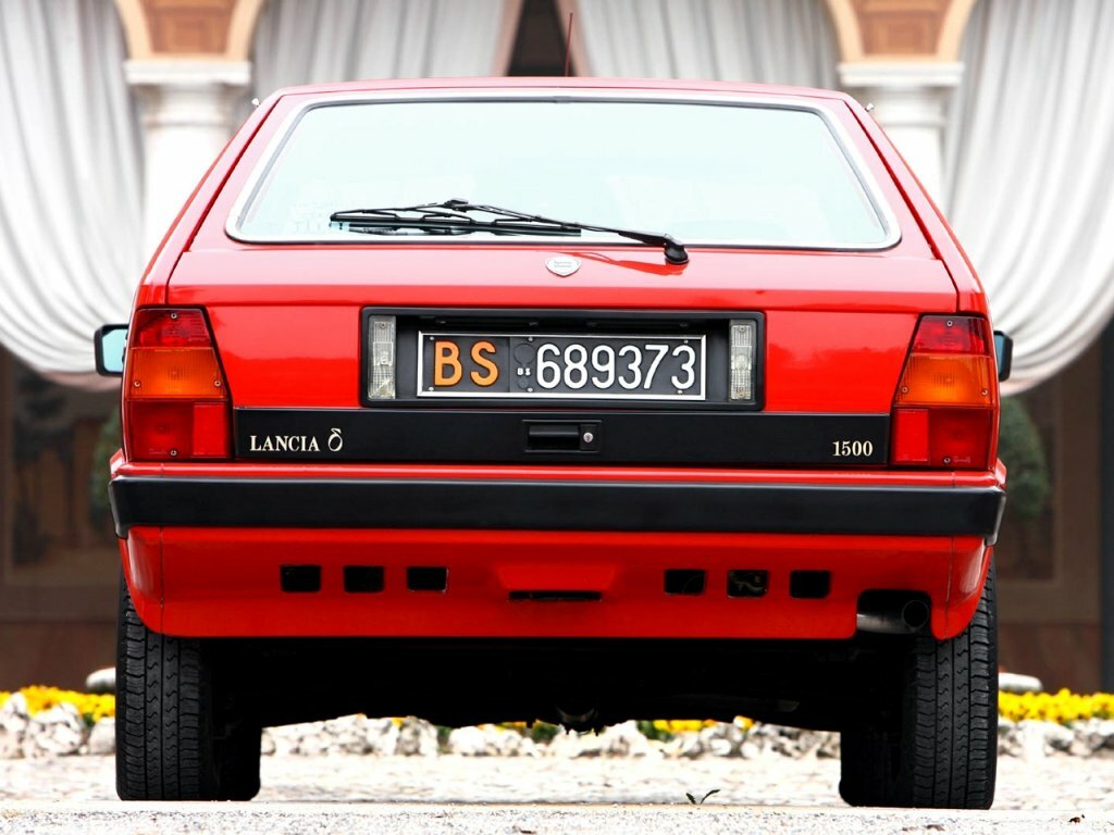 Lancia Delta I (831) Хэтчбек 5 дв. — фото 4