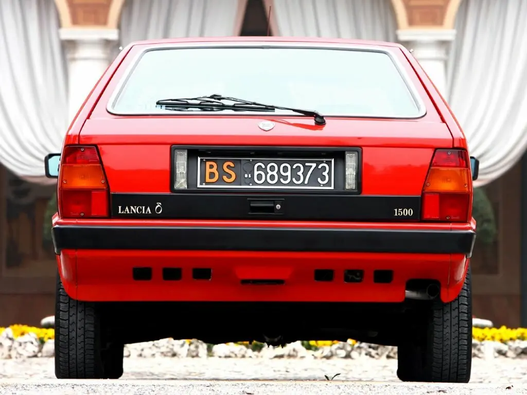Lancia Delta I (831) Хэтчбек 5 дв. — photo 4