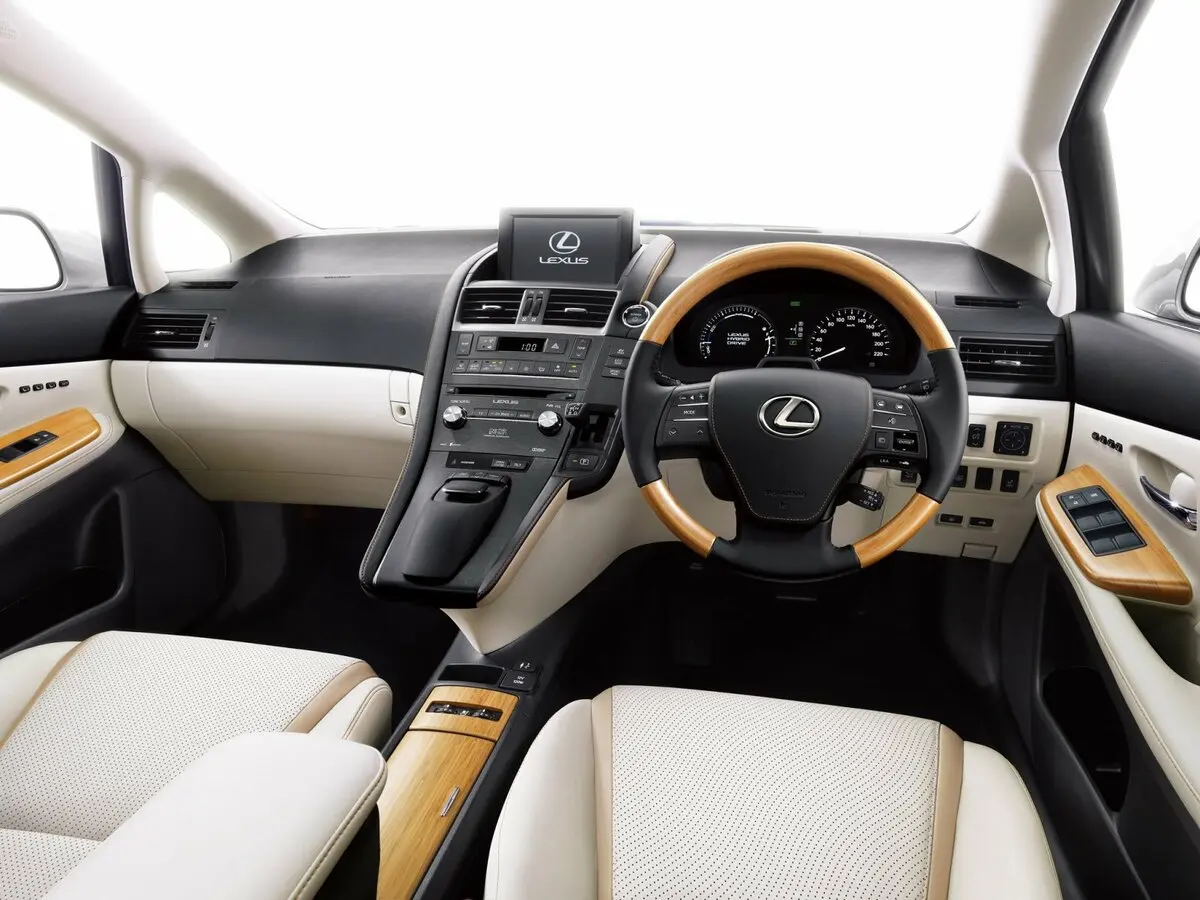 Lexus HS I Рестайлинг Седан — photo 4